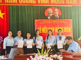 TRƯỜNG TIỂU HỌC KỲ THỊNH 2 LÀM TỐT CÔNG TÁC PHÁT TRIỂN ĐẢNG VIÊN MỚI NĂM 2023