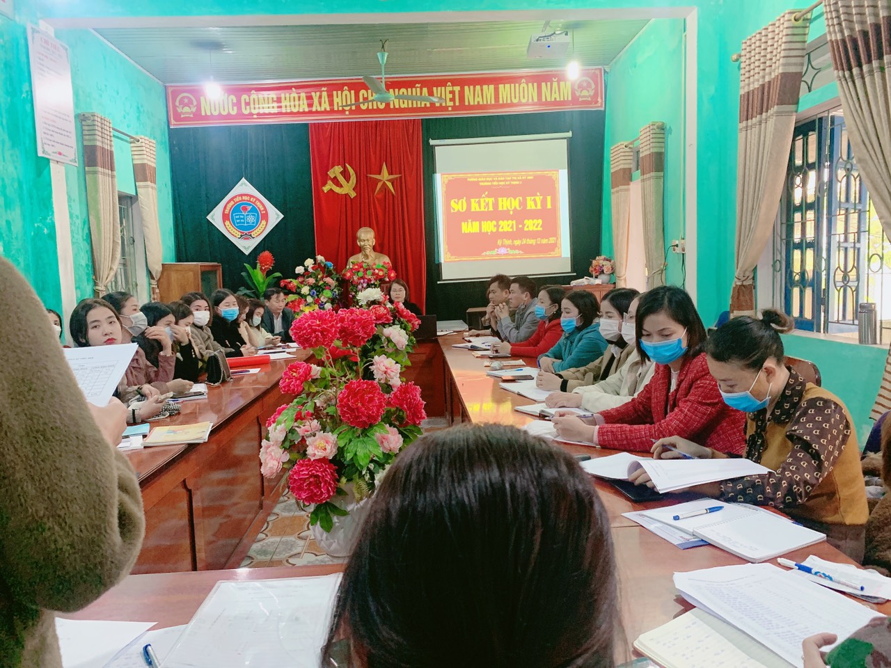 HỘI NGHỊ SƠ KẾT HỌC KỲ I NĂM HỌC 2021-2022