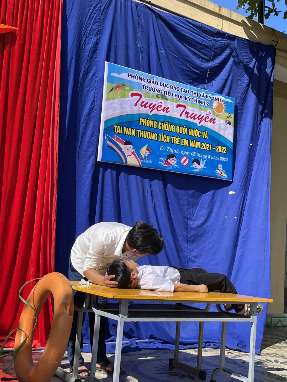 Đuối nước sinh tồn