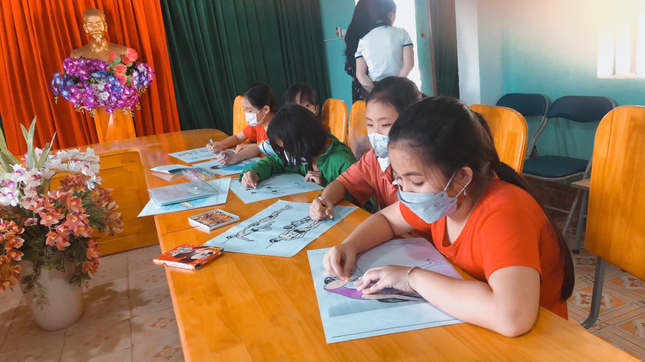 đuối nước vẽ tranh