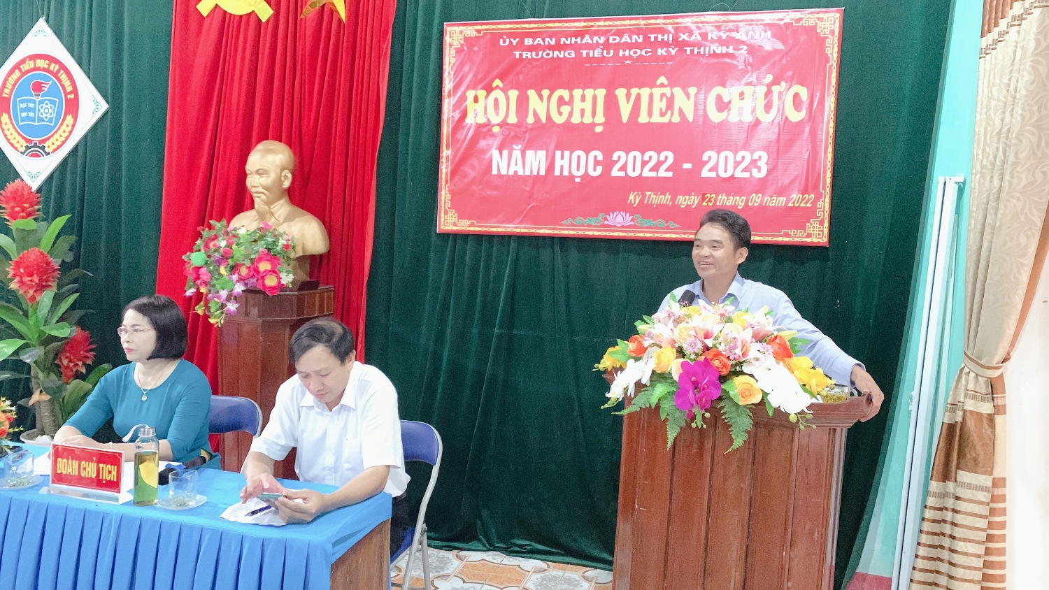 Hội Nghị Bình