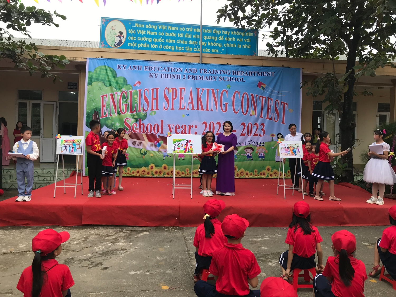 A CLB TA Ghép tranh 3