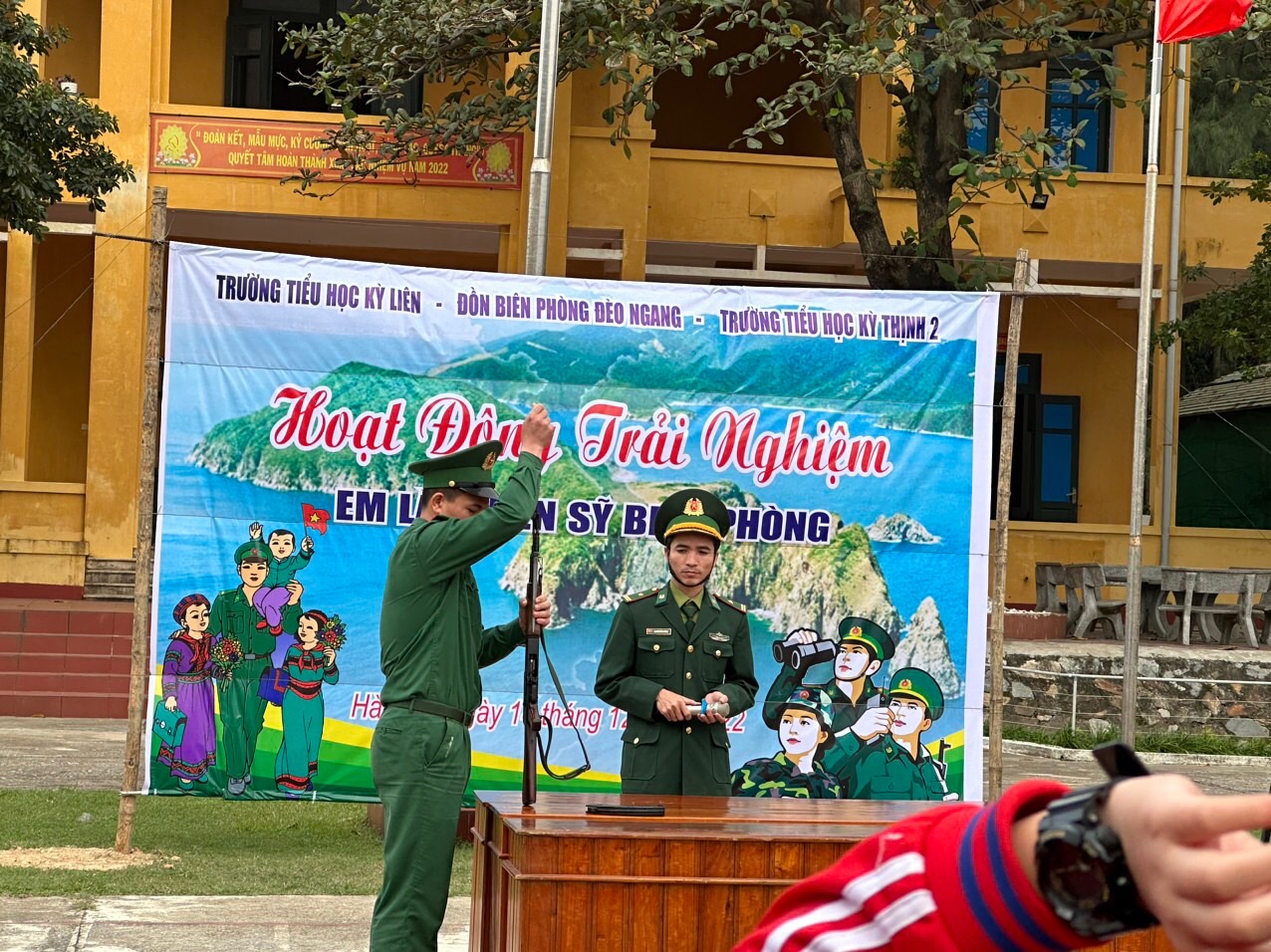 ẢNH HĐTN BIÊN PHÒNG 7