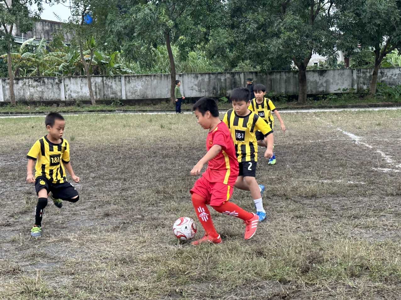 ẢNH HỘI KHỎE PHÙ ĐỔNG PHA BÓNG ĐẸP