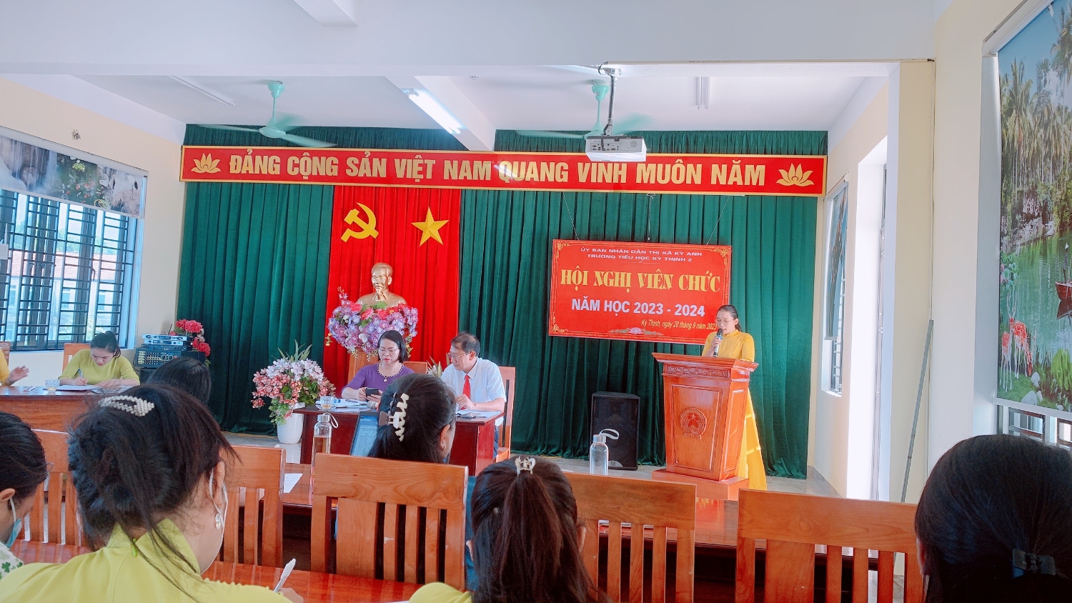 A HN tham luận Liên