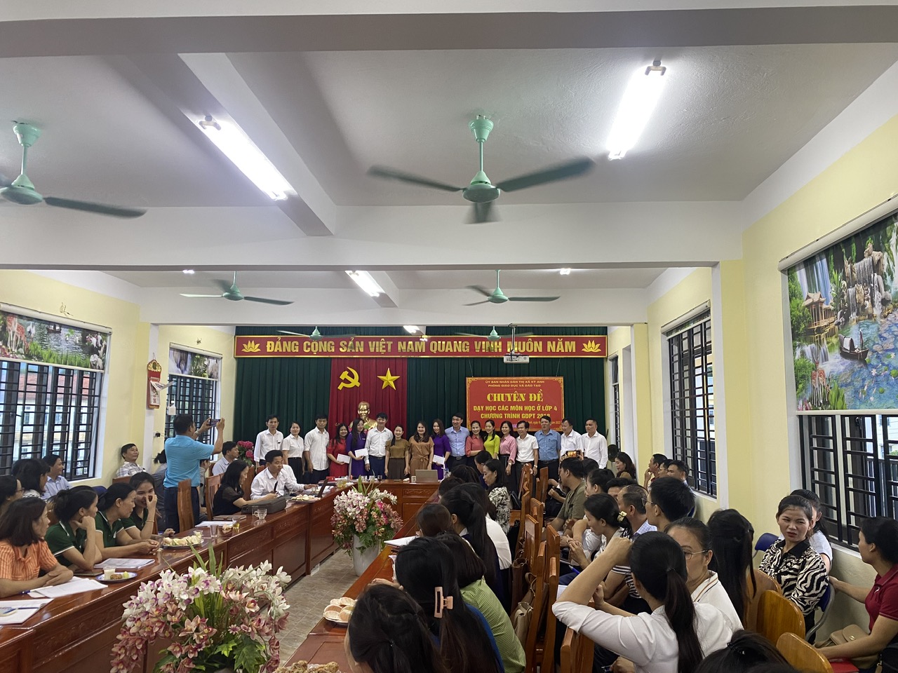 A2 Chuyên đề Hiệu trưởng