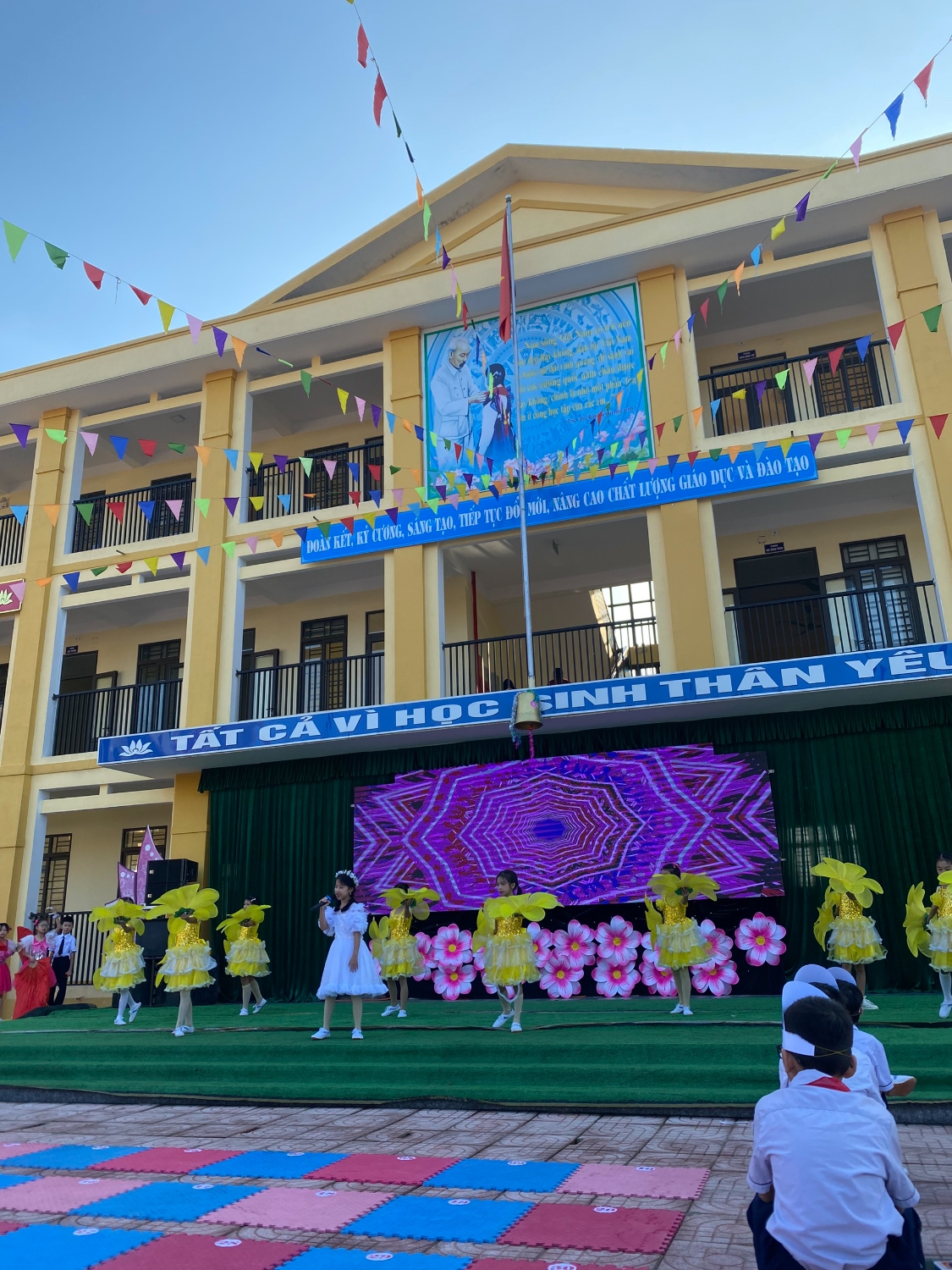 z4953752605341 a95f569ef72a12561719514bb7d10101