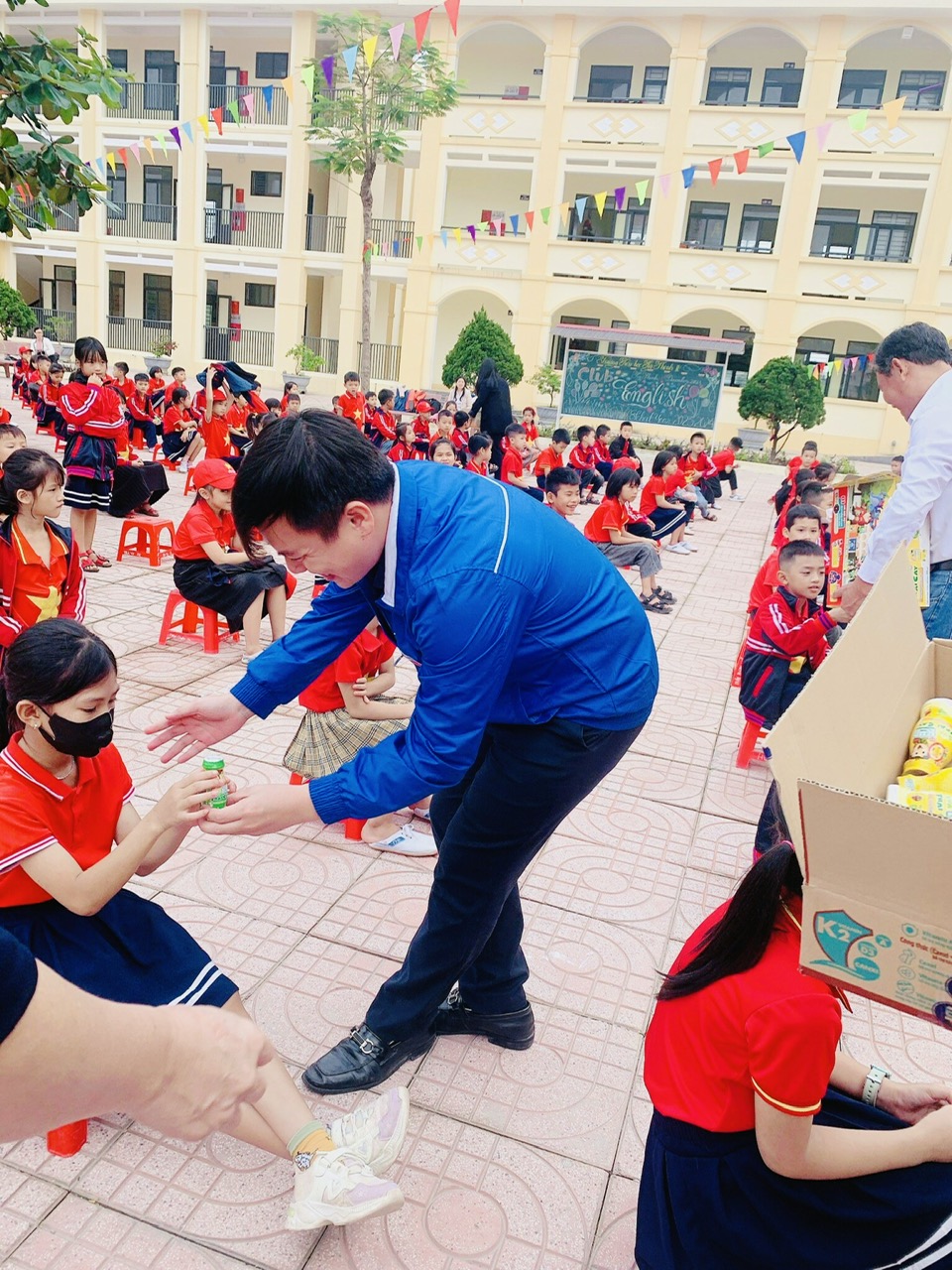 A 1 PHÁT SỮA TR CƯỜNG