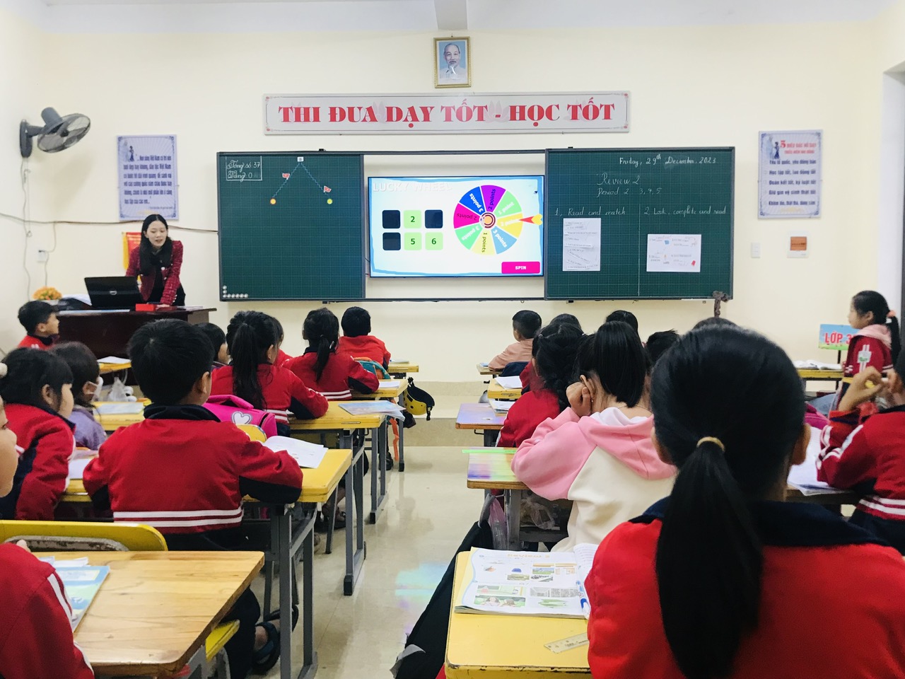 A9 Ảnh Thị GV giỏi 9 Trâm Oanh