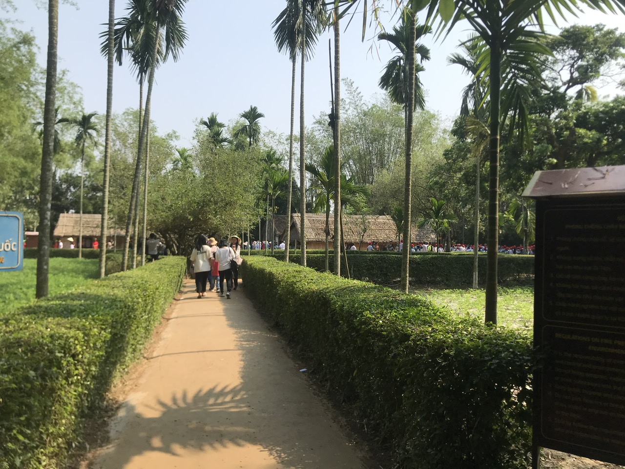 A Quê ngoại Bác 2