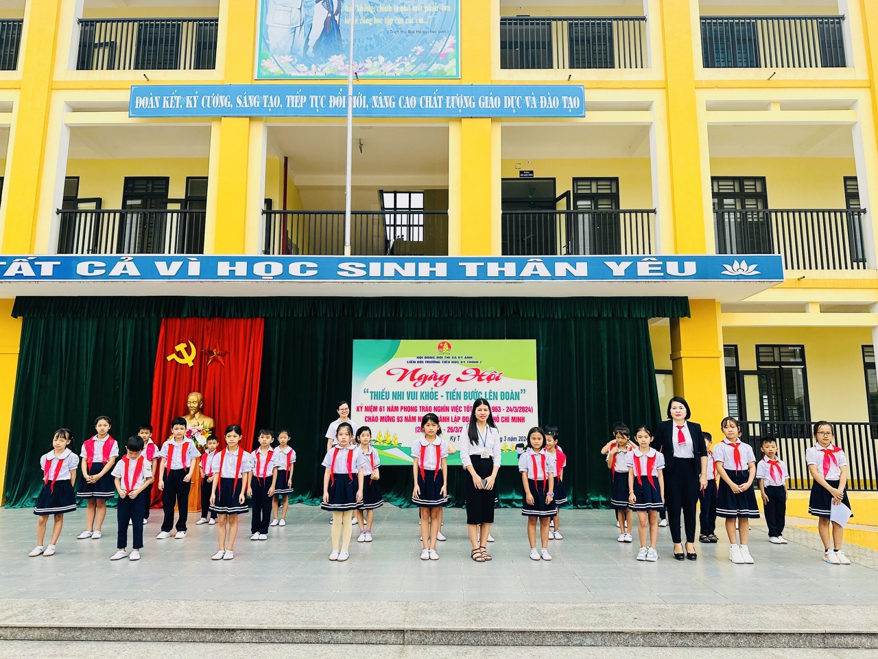 Kết nạp Đội 3