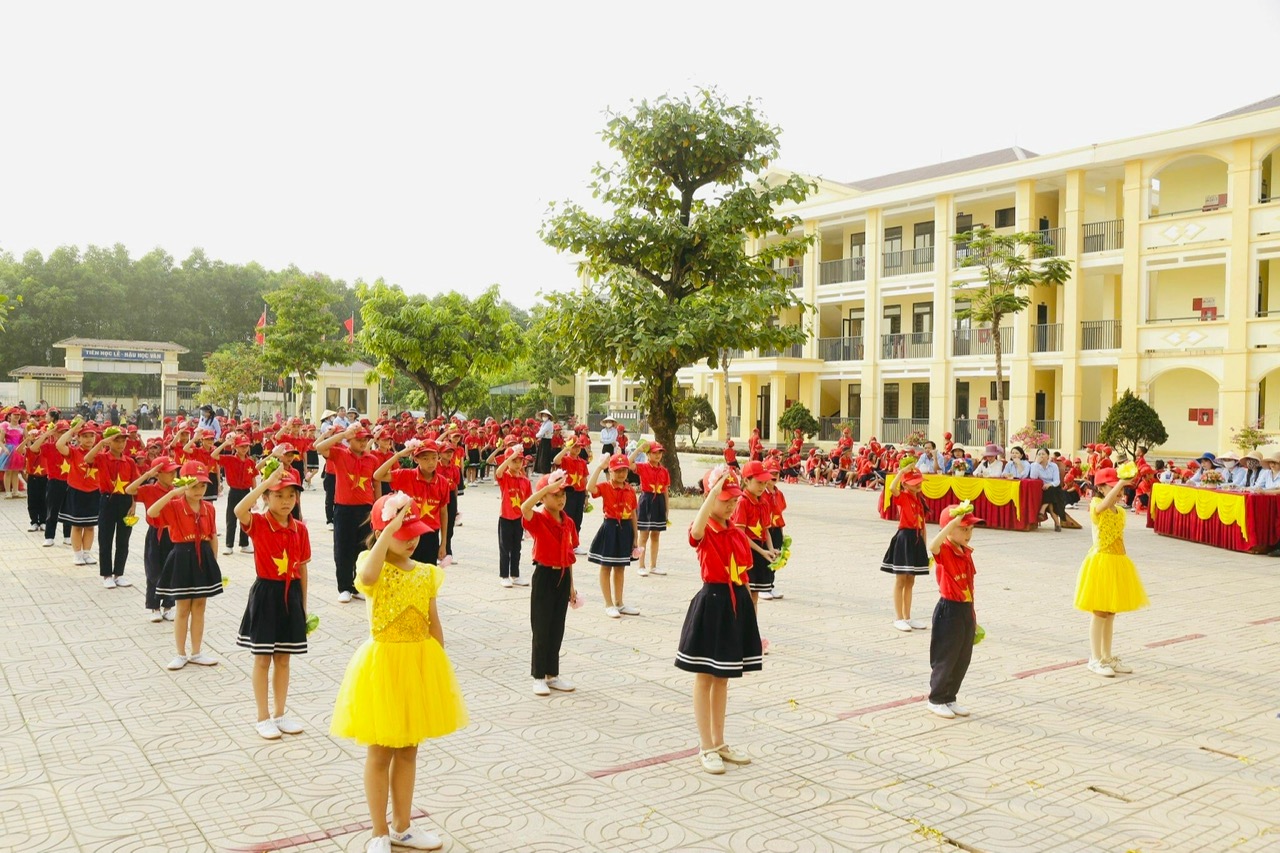 PHẦN THI SÂN TRƯỜNG 4A