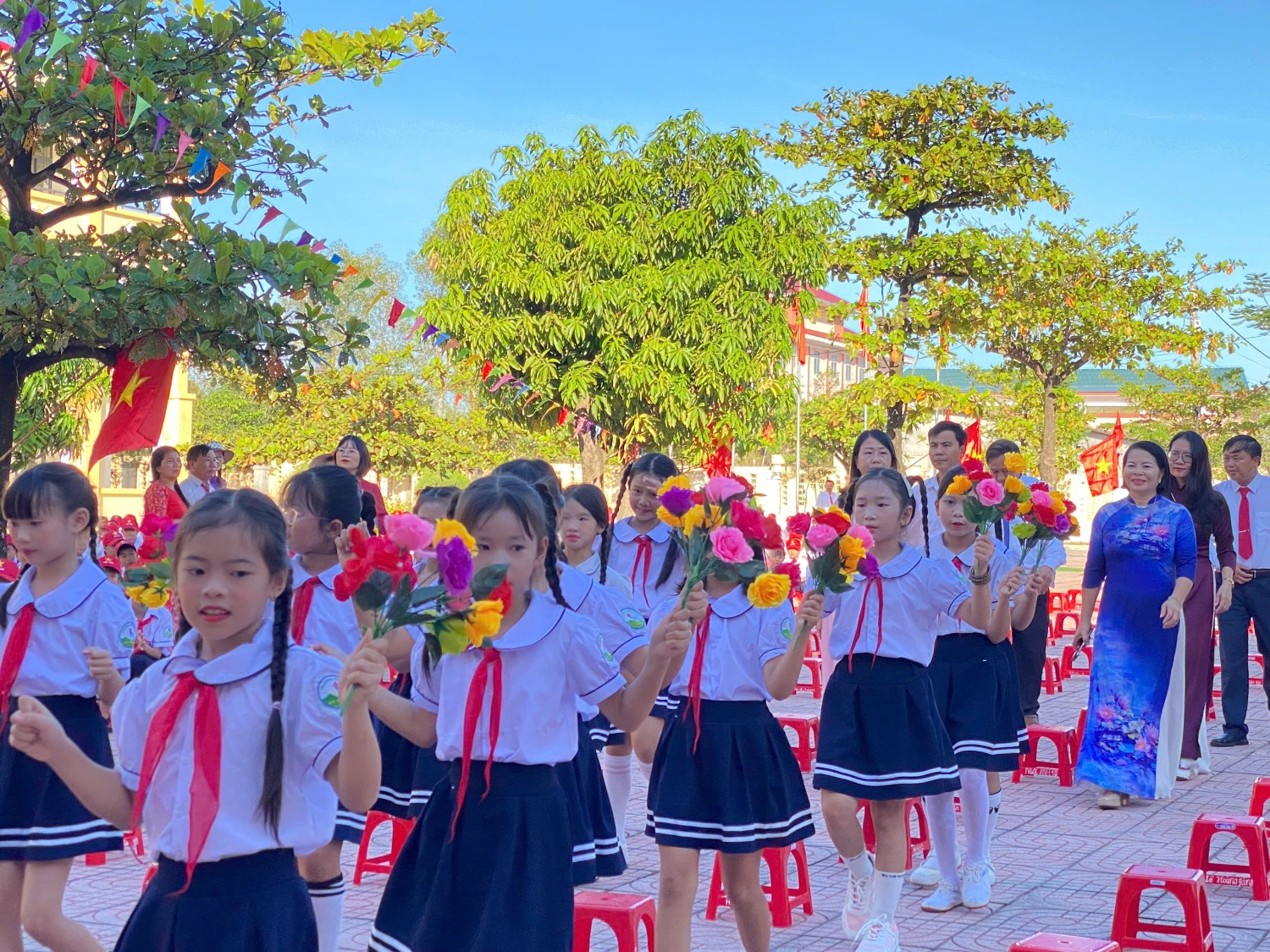 ĐÓN ĐẠI BIỂU 3