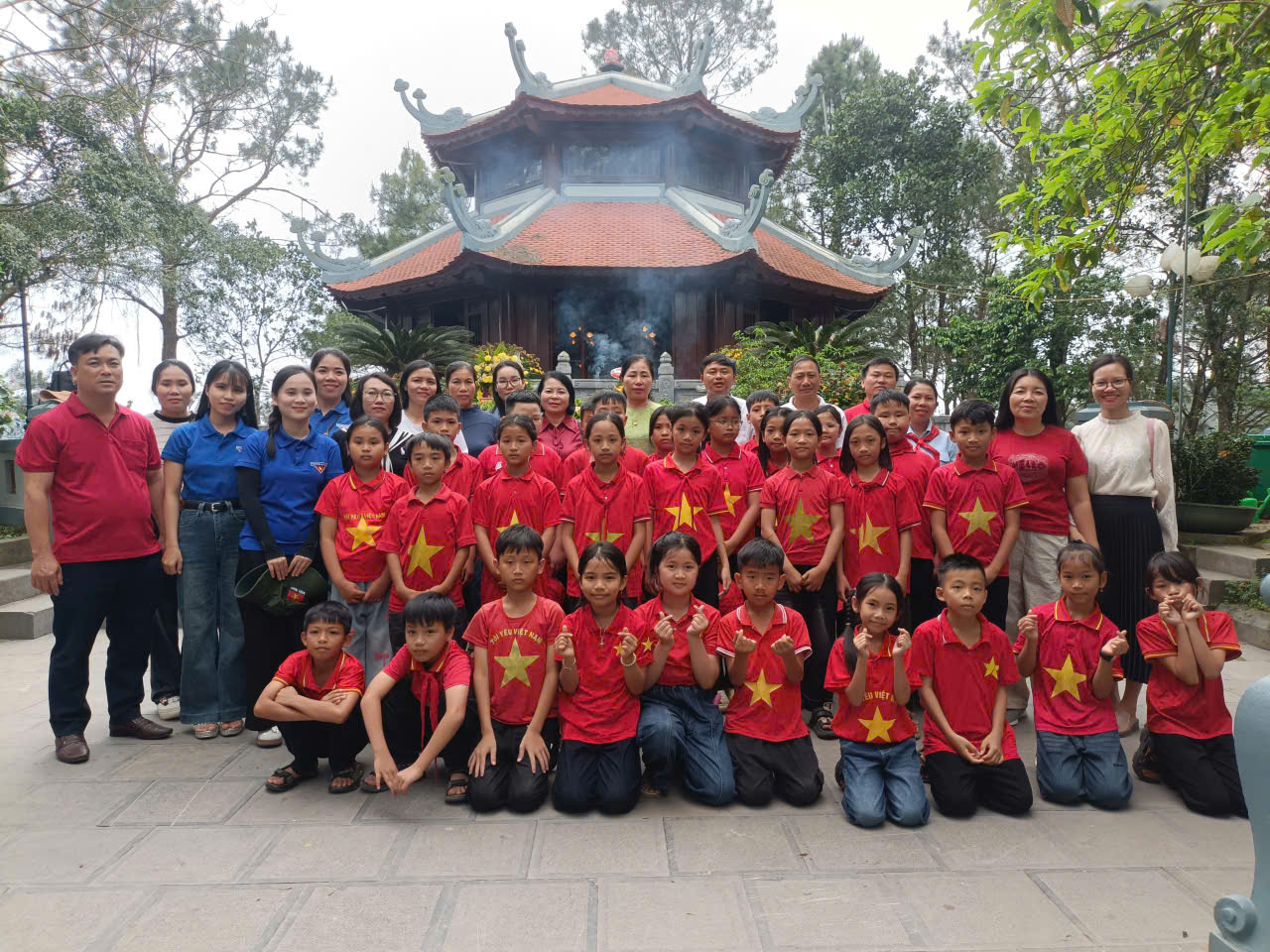 ĐỀN THỜ TBT TRẦN PHÚ