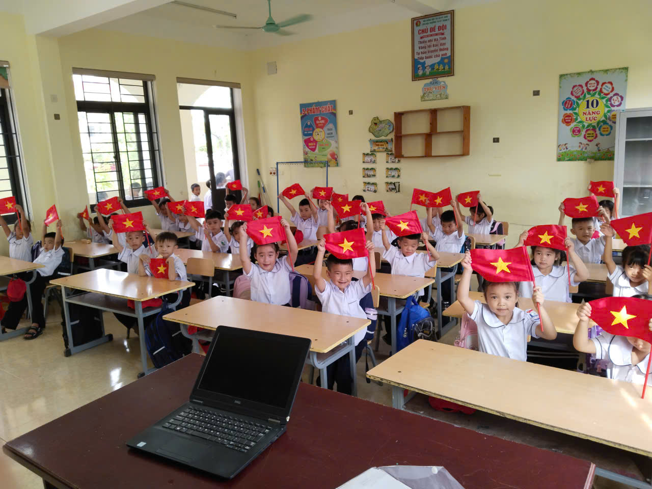 Cô Bích Thủy 3
